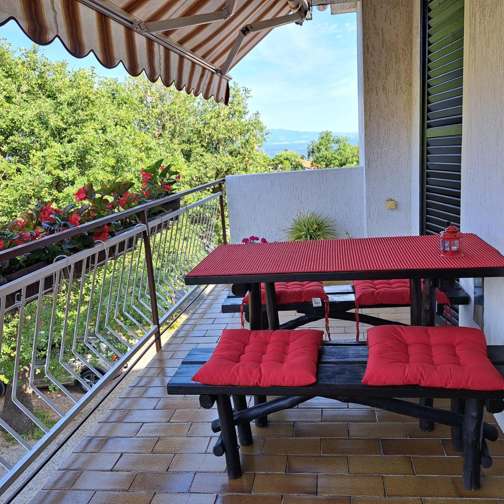 Apartments Sabina I Grapes Malinska Exterior foto
